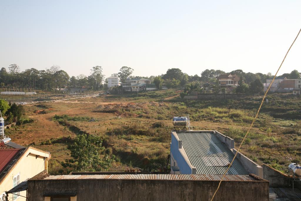 Trung Cang Otel Dalat Dış mekan fotoğraf