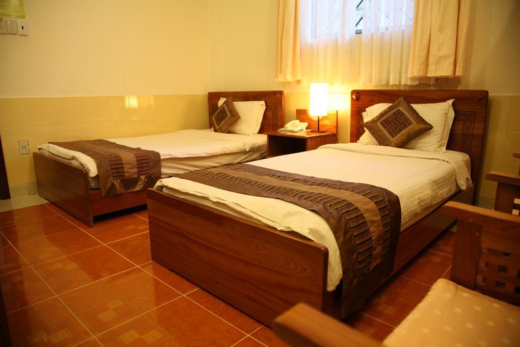 Trung Cang Otel Dalat Dış mekan fotoğraf
