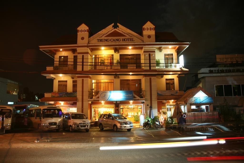 Trung Cang Otel Dalat Dış mekan fotoğraf